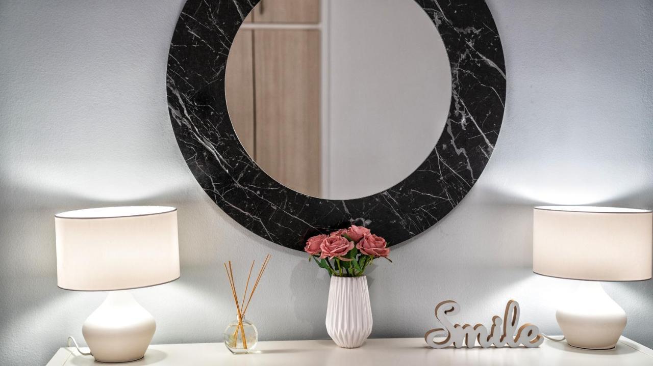 Lux Apartment Near Acropolis! In The Heart Of 아테네 외부 사진